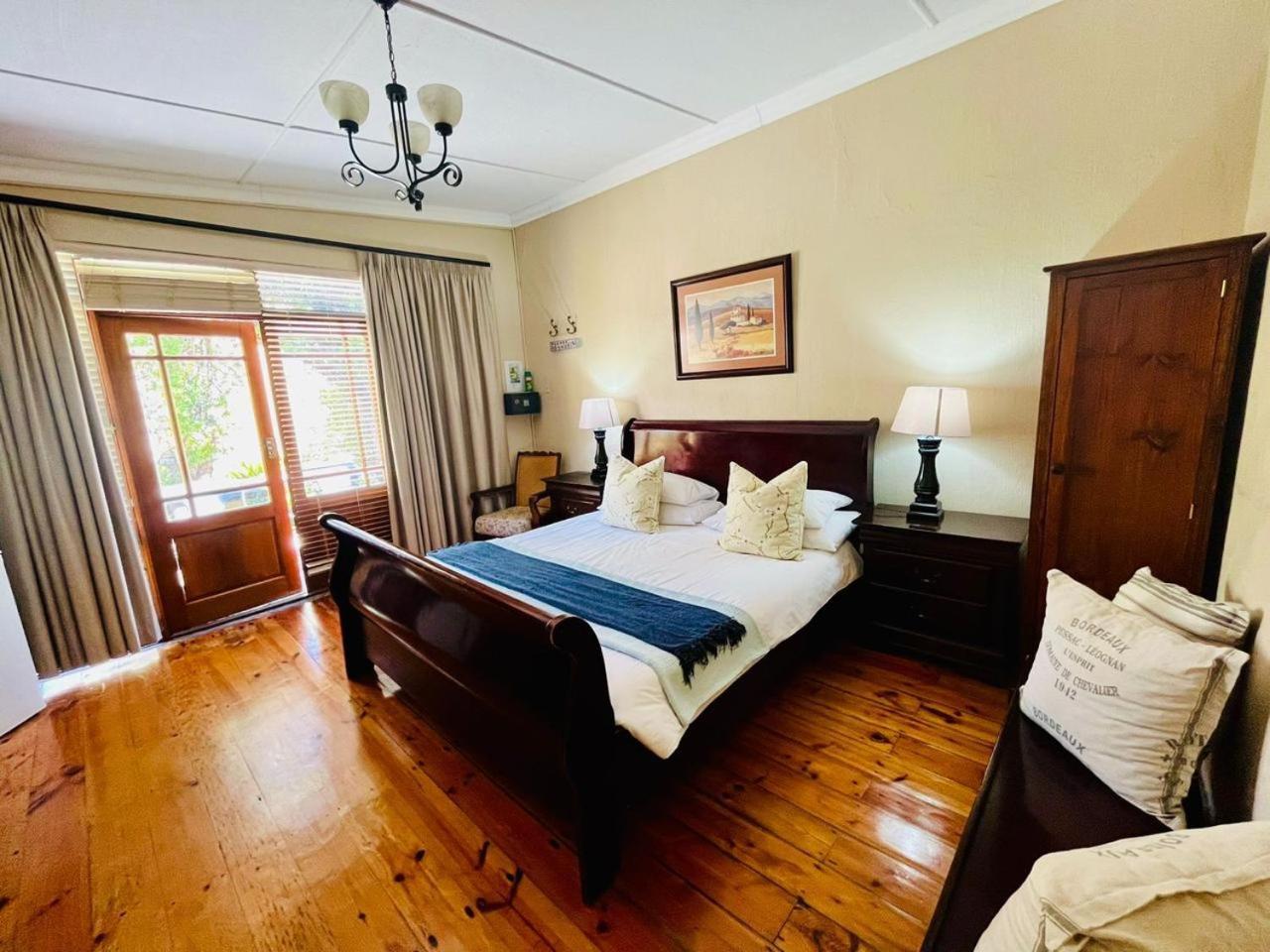 17 On Bird Guest House 博福特西 外观 照片