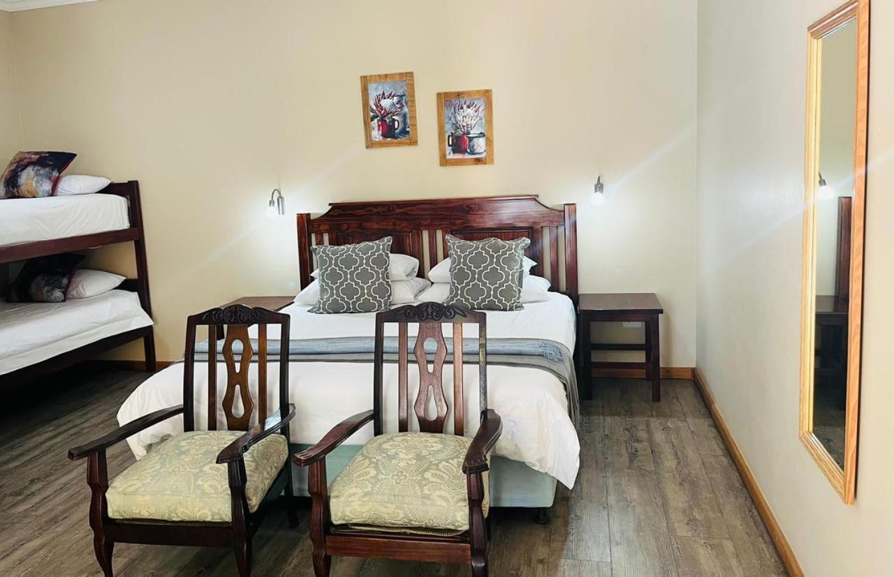 17 On Bird Guest House 博福特西 外观 照片