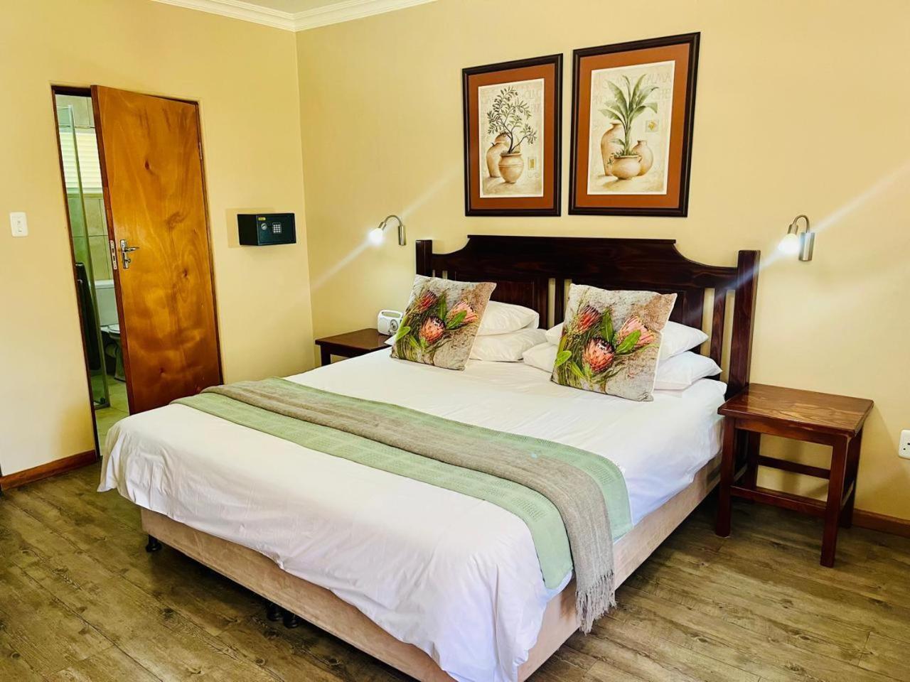 17 On Bird Guest House 博福特西 外观 照片