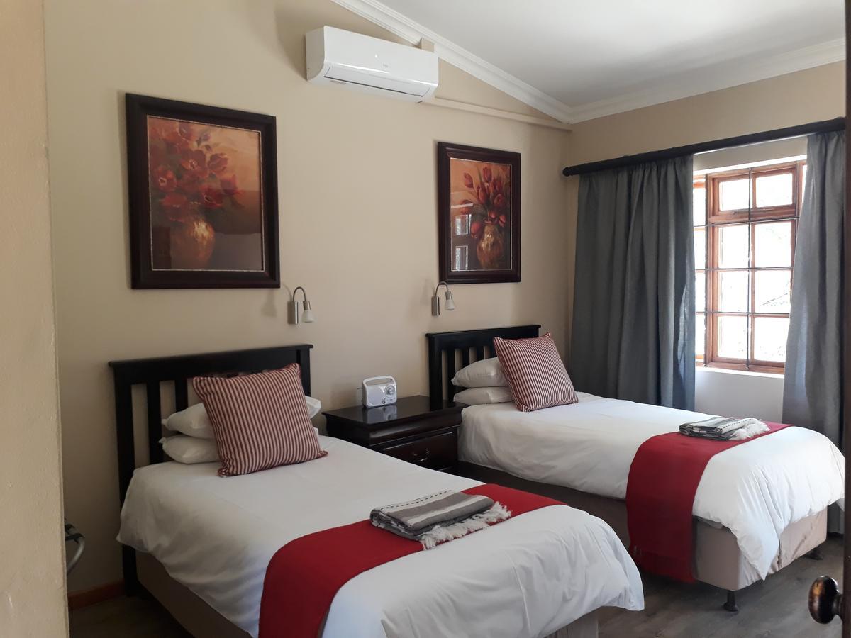 17 On Bird Guest House 博福特西 外观 照片