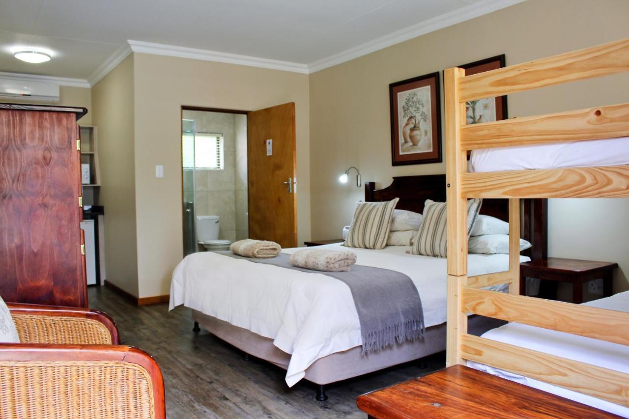 17 On Bird Guest House 博福特西 外观 照片